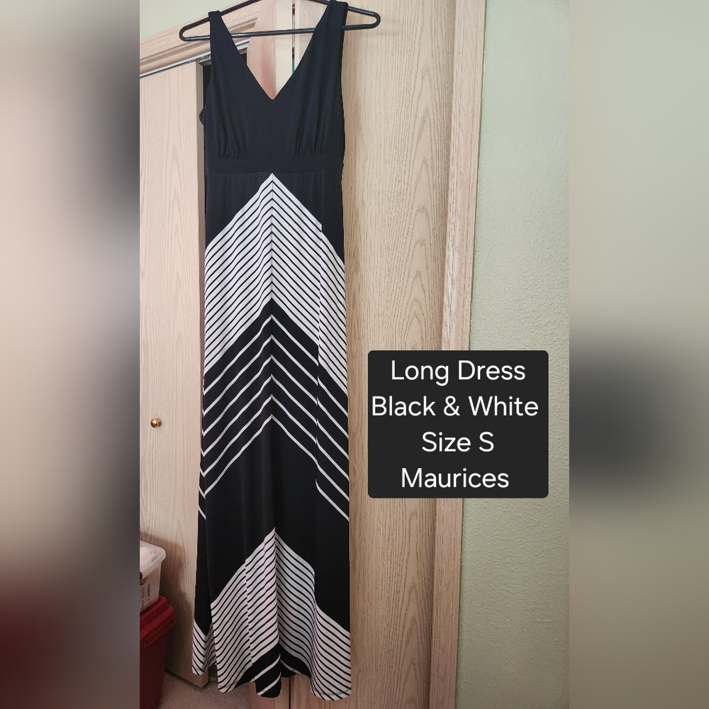 Maurices Strapless Black and White Maxi Dress